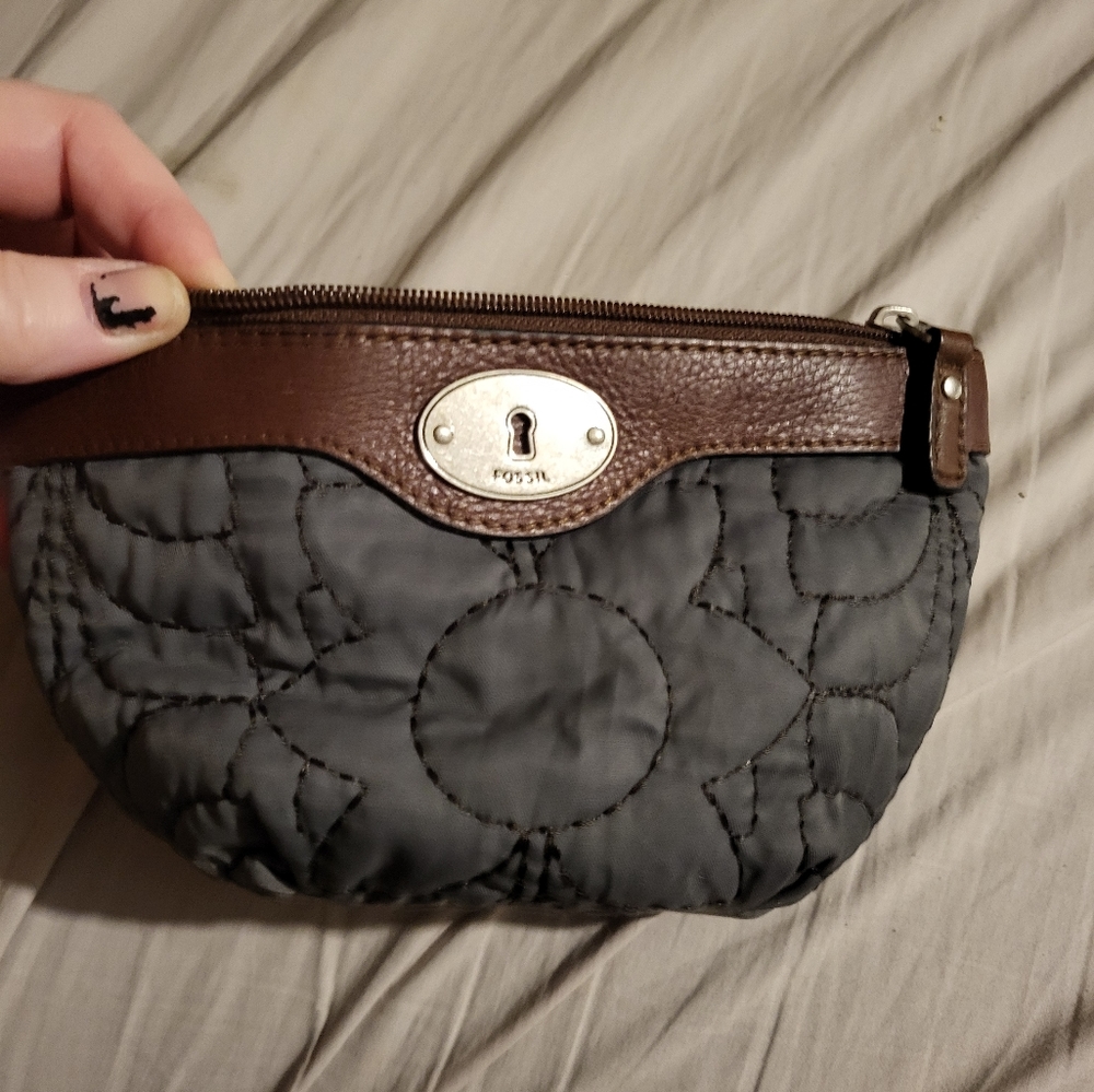 FOSSIL make up bag